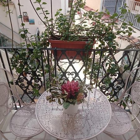 La Vie En Rose - Casa Vacanze Diamante Exteriör bild