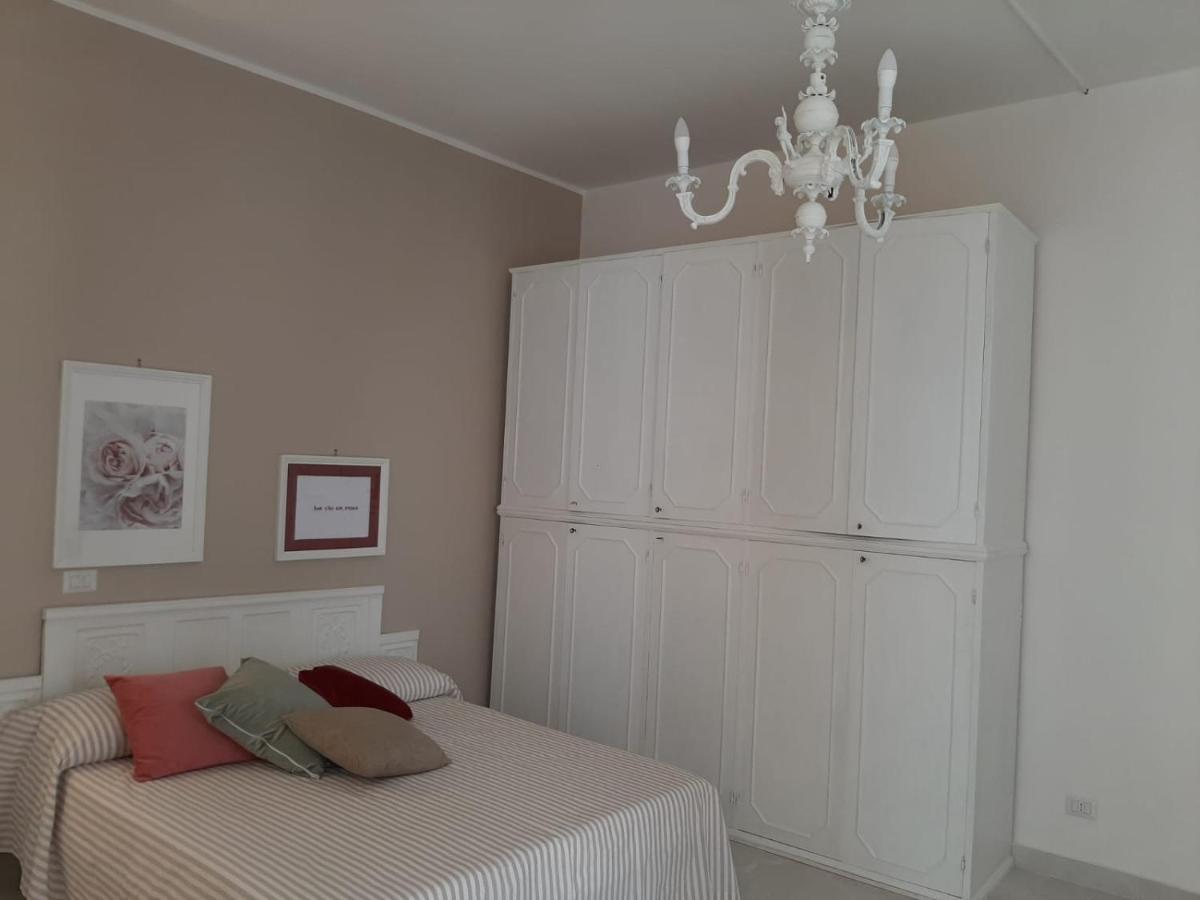 La Vie En Rose - Casa Vacanze Diamante Exteriör bild